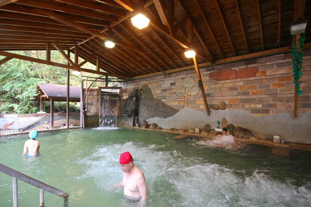 Jenq Yang Hotspring Hotel Renai Eksteriør bilde