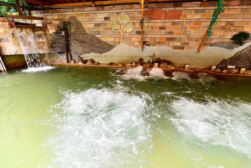 Jenq Yang Hotspring Hotel Renai Eksteriør bilde
