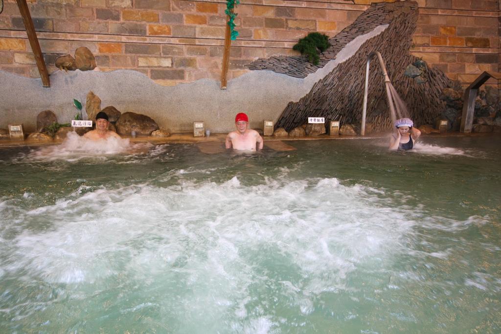 Jenq Yang Hotspring Hotel Renai Eksteriør bilde